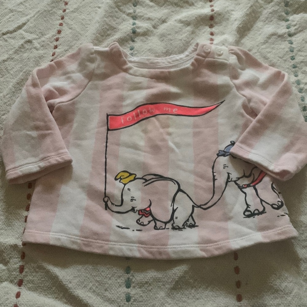 Baby gap dumbo sweatshirt